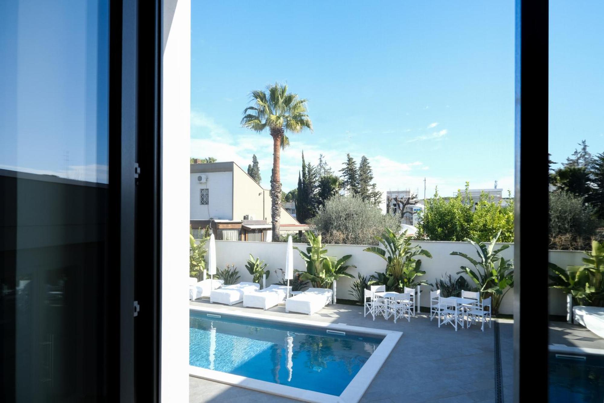 Dimora Giulia Hotel Bari Luaran gambar