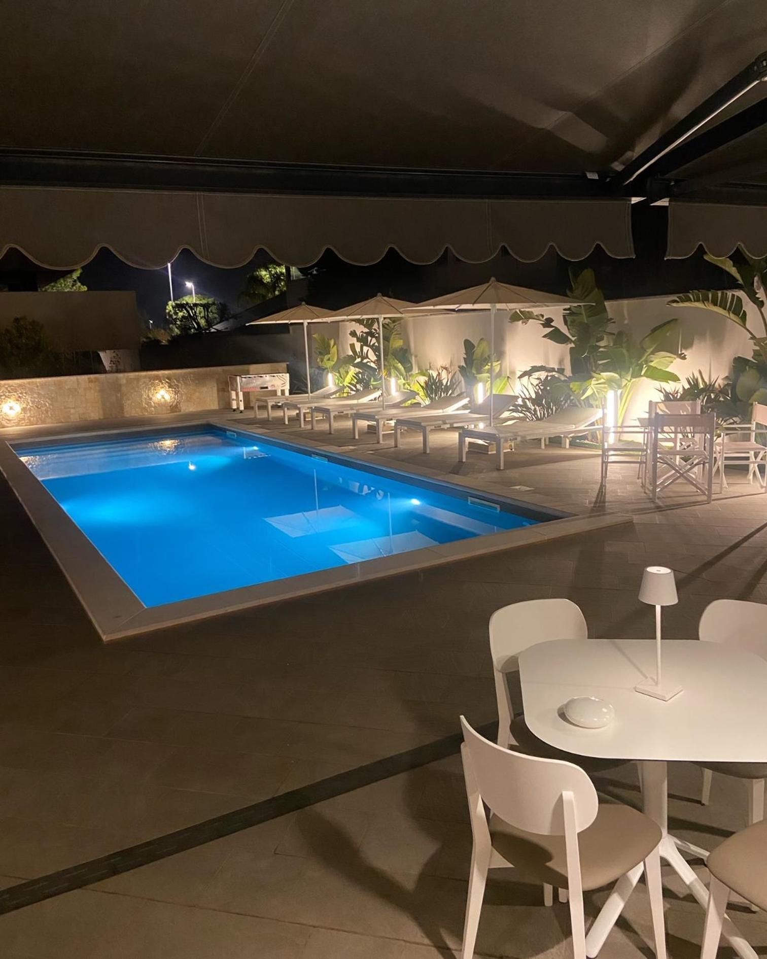 Dimora Giulia Hotel Bari Luaran gambar